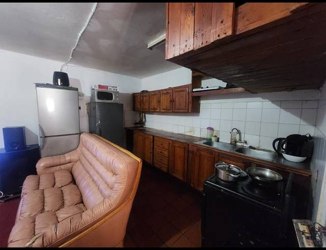 2 BEDROOM APARTMENT FOR SALE IN BRIXTON